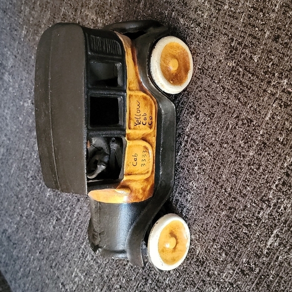 VINTAGE Arcade  9"Cast Iron Yellow Taxi Cab with Taxi driver - Picture 1 of 5